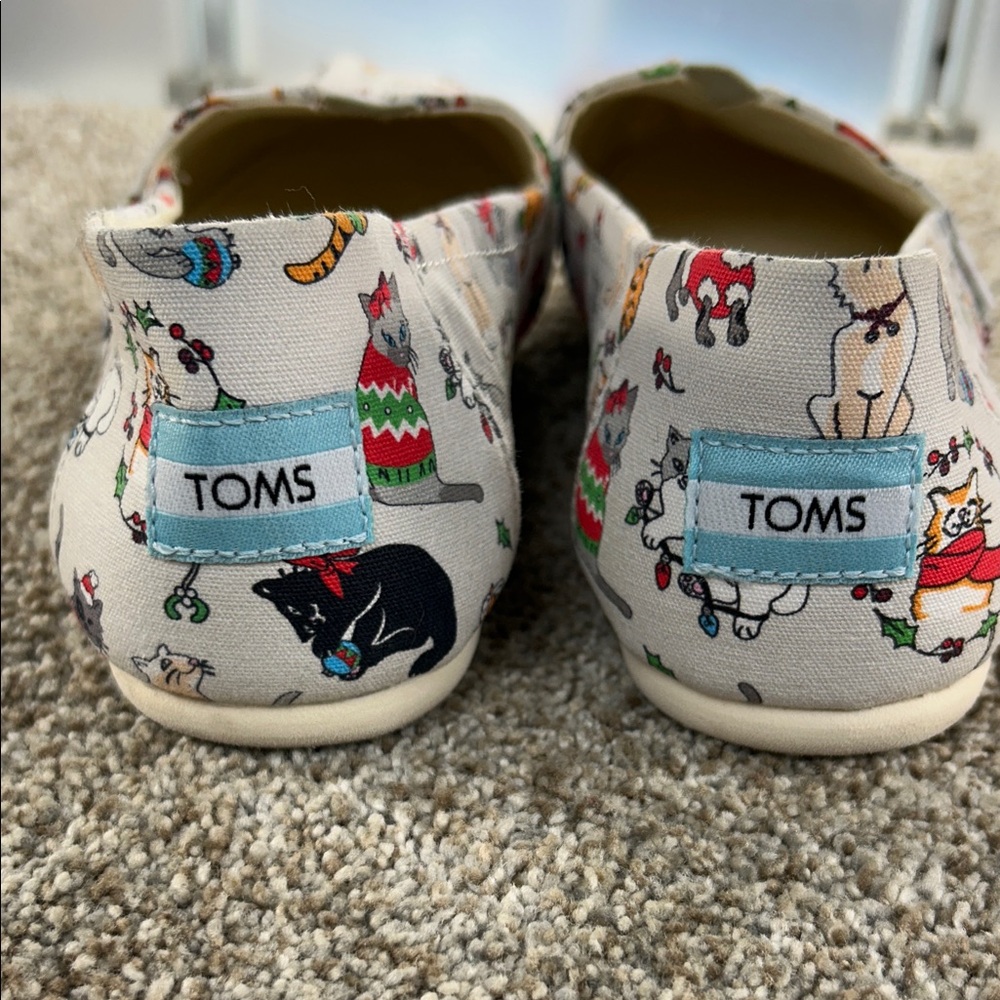 TOMS Multicolor Christmas Cat Pattern Slip-Ons Size 8 - Picture 12 of 13